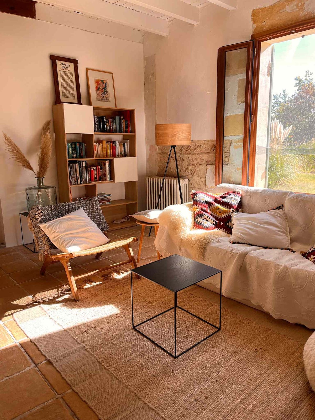 Main House interior at Chez Le Vigneron, restored farmhouse near Bergerac (6)