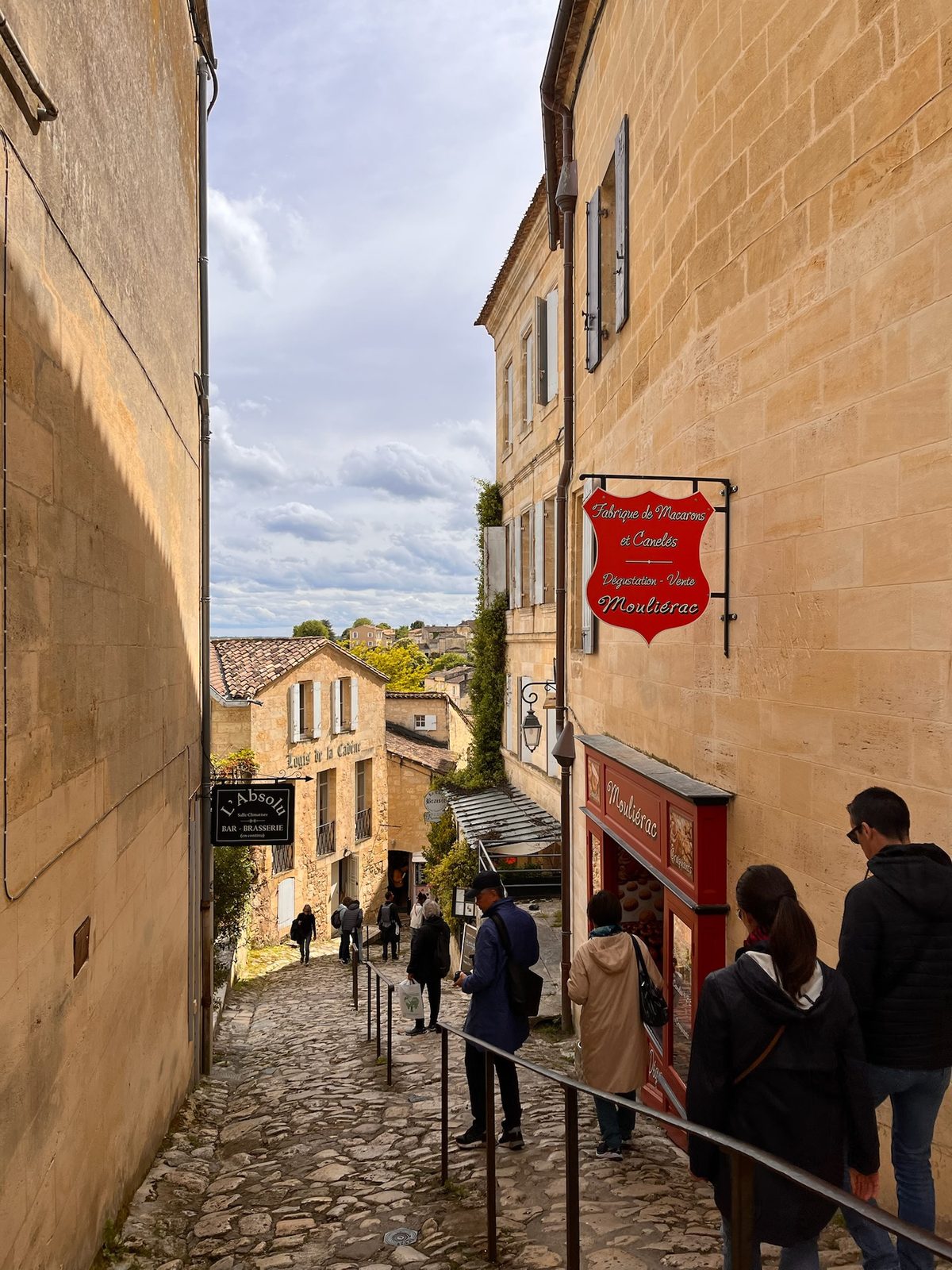 Dordogne countryside, villages and vineyards near Bergerac, close to Chez Le Vigneron (4)